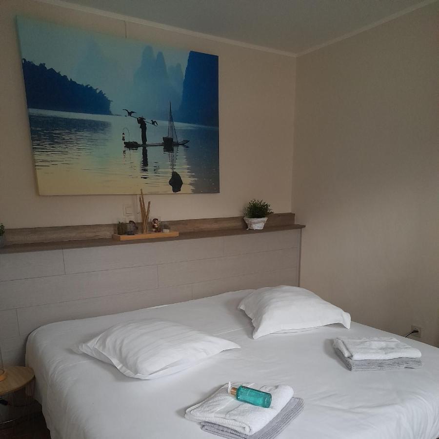 L'Hote Des Geants Ath Dış mekan fotoğraf