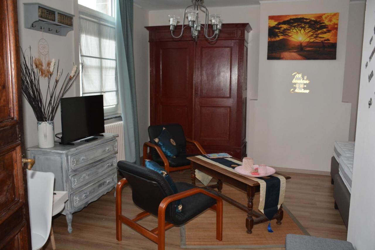 L'Hote Des Geants Ath Dış mekan fotoğraf