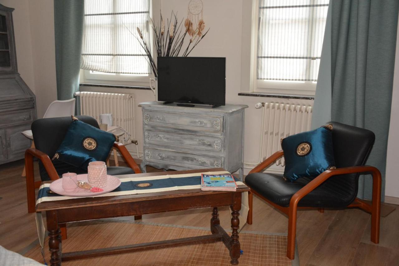 L'Hote Des Geants Ath Dış mekan fotoğraf