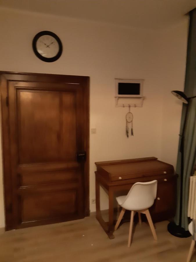 L'Hote Des Geants Ath Dış mekan fotoğraf